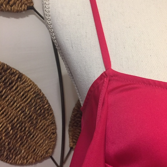 NWT Express Draped Top 2 looks in 1 - So Cute - Picture 5 of 8